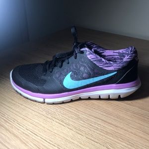 Nike Flex shoes